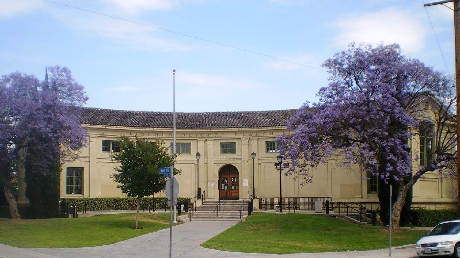 Lincoln_Heights_Branch_Library,_Los_Angeles.jpeg